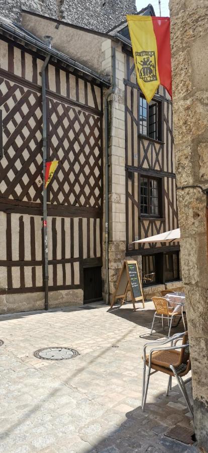 Ferienwohnung Le Logis De La Rue Des Arts Blois Exterior foto